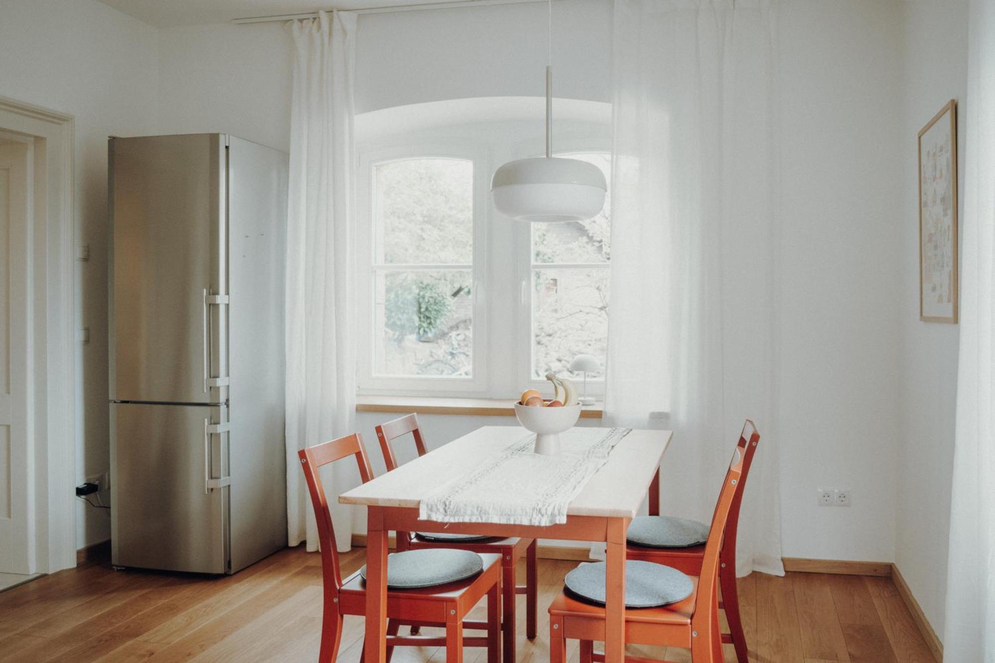 Weinstrassen Apartment Mit Zentrumsanbindung Нойштадт-ан-дер-Вайнштрасе Экстерьер фото